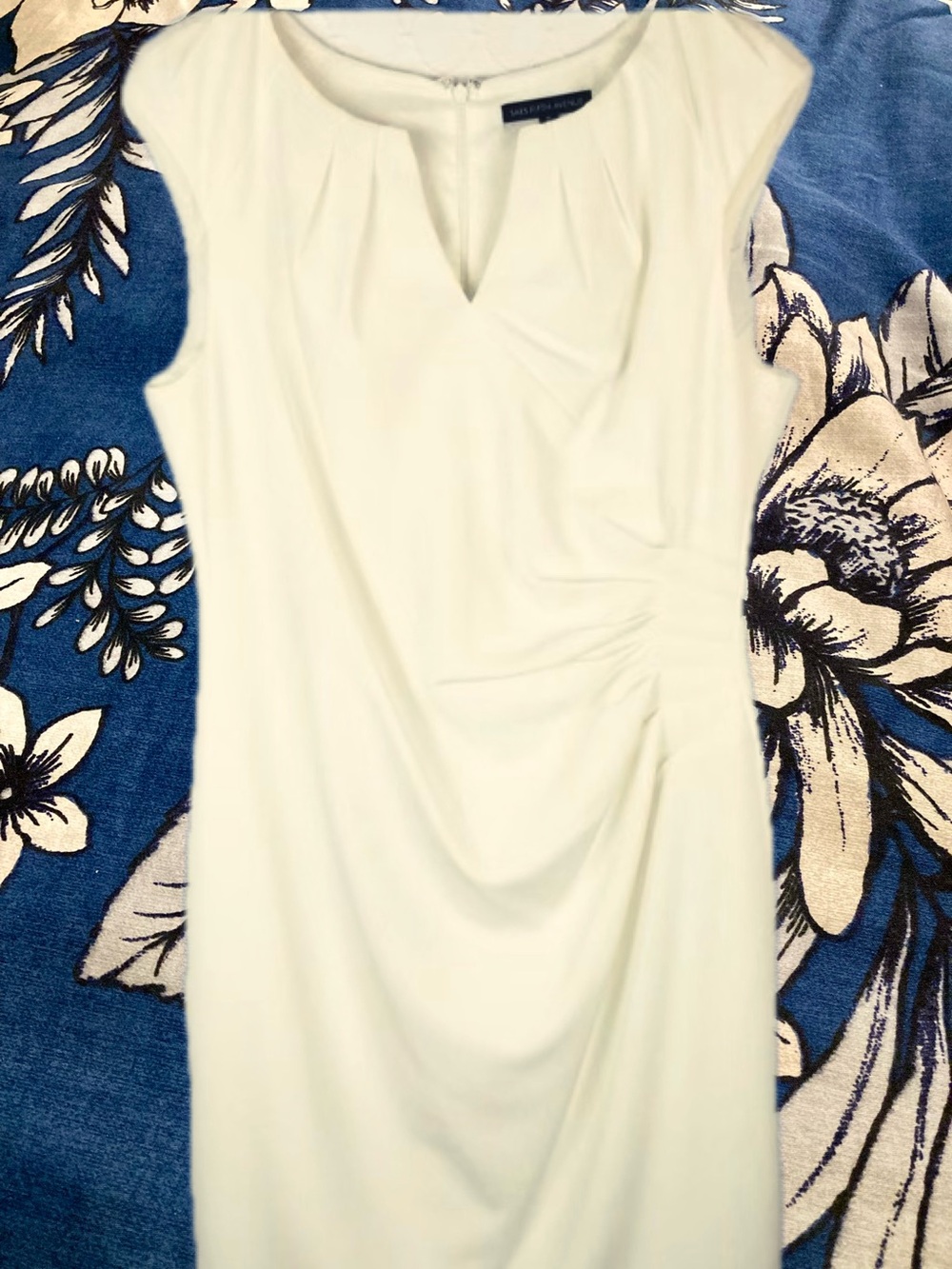 Classy Saks Fifth Avenue Formal White Cocktail Dress 16 (runs small like a 14)